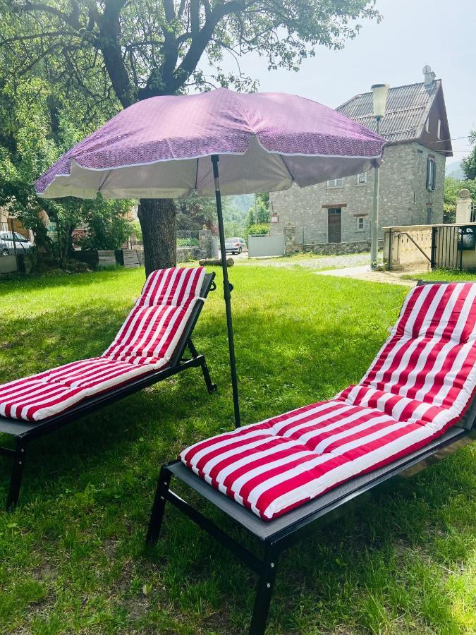 Le Rabuons Hotel Saint-Étienne-de-Tinée Eksteriør billede