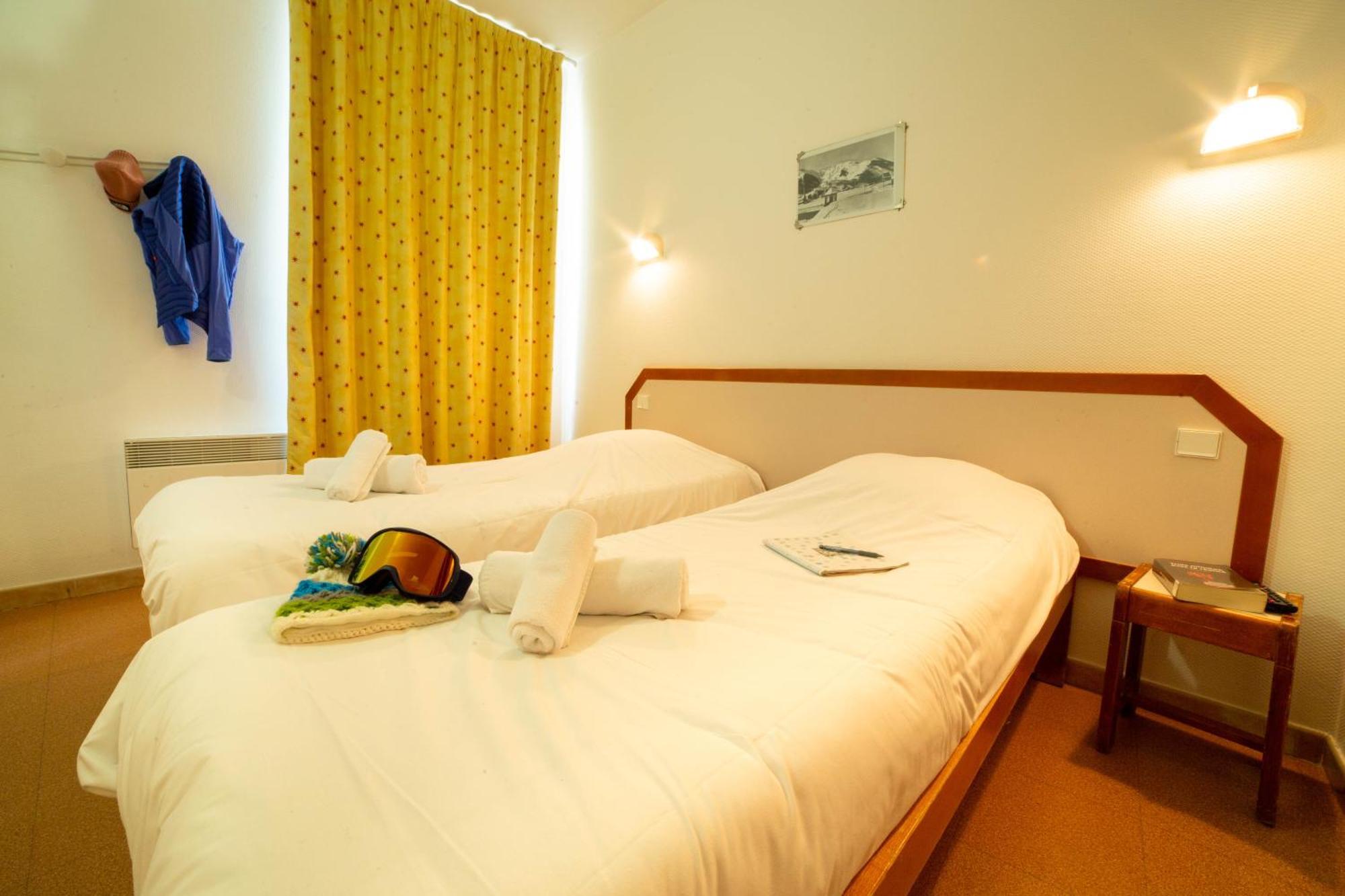 Le Rabuons Hotel Saint-Étienne-de-Tinée Eksteriør billede